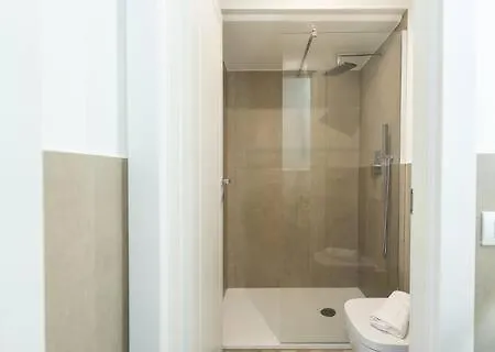 Mac Mahon A アパート *